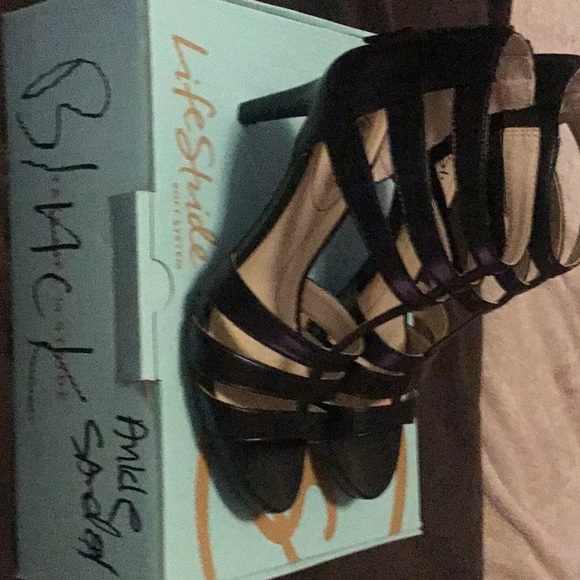 Sandal - Picture 1 of 1